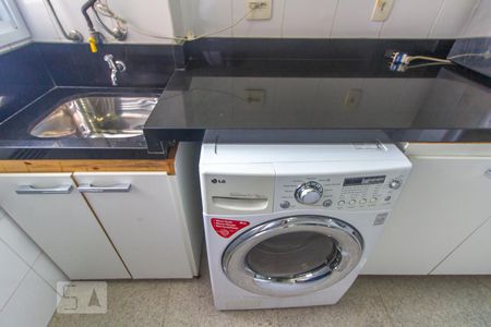 Apartamento à venda com 104m², 3 quartos e 2 vagasLavanderia