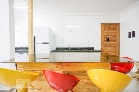 Sala e cozinha de apartamento para alugar com 1 quarto, 38m² em Vila Carrão, São Paulo