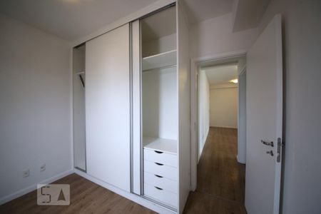 Apartamento para alugar com 75m², 2 quartos e 2 vagasQuarto 