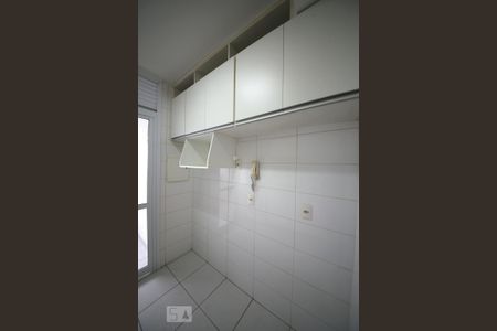 Apartamento para alugar com 75m², 2 quartos e 2 vagasCozinha