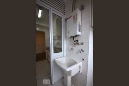 Apartamento para alugar com 75m², 2 quartos e 2 vagasÁrea de Serviço