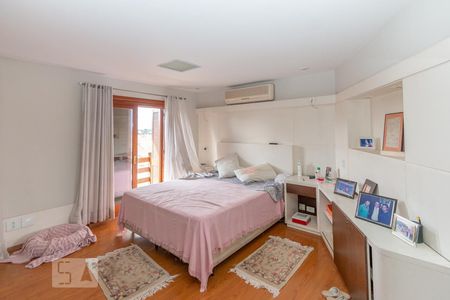 Casa à venda com 769m², 3 quartos e 5 vagasSuite 1