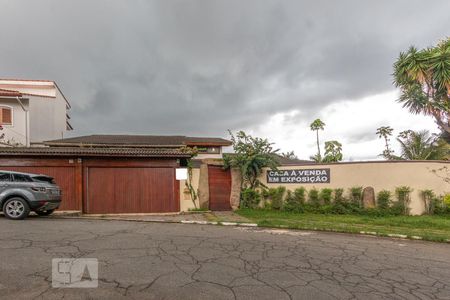 Casa à venda com 769m², 3 quartos e 5 vagasFachada