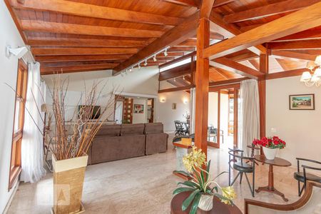 Casa à venda com 769m², 3 quartos e 5 vagasSala