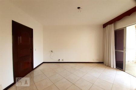 Sala de apartamento para alugar com 2 quartos, 75m² em Méier, Rio de Janeiro