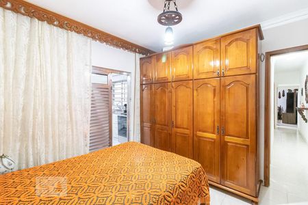 Casa à venda com 280m², 3 quartos e 2 vagas Casa à venda com 280m², 3 quartos e 2 vagasSuíte