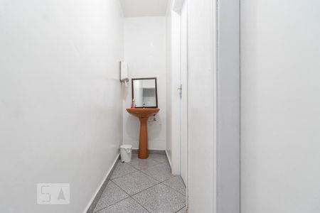 Casa à venda com 280m², 3 quartos e 2 vagas Casa à venda com 280m², 3 quartos e 2 vagasAcesso Banheiros