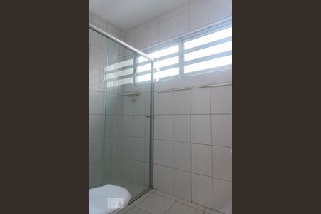 Banheiro de apartamento à venda com 1 quarto, 45m² em Liberdade, São Paulo