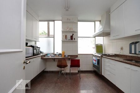 Apartamento à venda com 287m², 3 quartos e 2 vagasCozinha