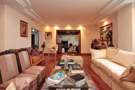 Apartamento à venda com 287m², 3 quartos e 2 vagasSala