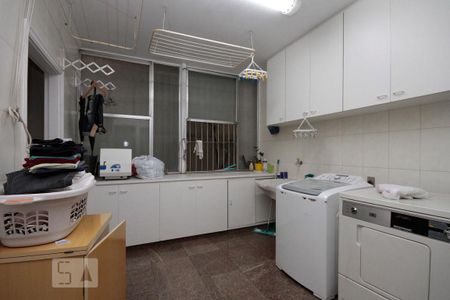 Apartamento à venda com 287m², 3 quartos e 2 vagasÁrea de Serviço