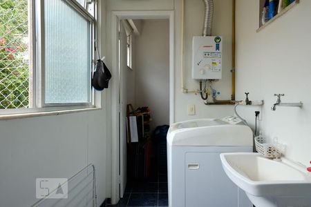 Apartamento à venda com 103m², 2 quartos e 1 vaga Apartamento à venda com 103m², 2 quartos e 1 vagaÁrea de Serviço