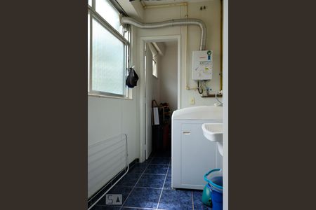 Apartamento à venda com 103m², 2 quartos e 1 vaga Apartamento à venda com 103m², 2 quartos e 1 vagaÁrea de Serviço