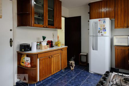 Apartamento à venda com 103m², 2 quartos e 1 vaga Apartamento à venda com 103m², 2 quartos e 1 vagaCozinha