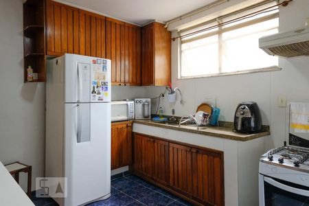 Apartamento à venda com 103m², 2 quartos e 1 vaga Apartamento à venda com 103m², 2 quartos e 1 vagaCozinha