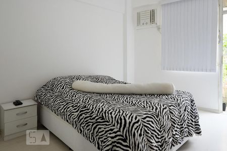 Apartamento à venda com 103m², 2 quartos e 1 vaga Apartamento à venda com 103m², 2 quartos e 1 vagaQuarto 2 - Suíte