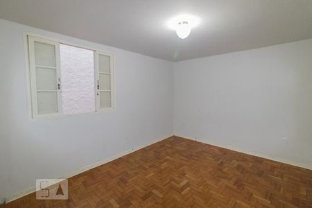Dormitório de casa para alugar com 1 quarto, 80m² em Parque Maria Domitila, São Paulo