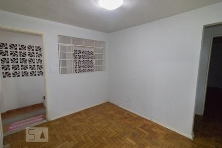 Sala de casa para alugar com 1 quarto, 80m² em Parque Maria Domitila, São Paulo