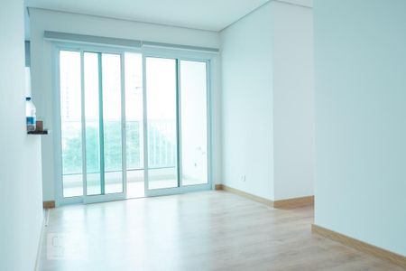 Sala de apartamento para alugar com 2 quartos, 58m² em Santa Teresinha, São Paulo