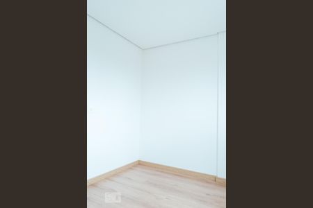 Quarto 1 de apartamento para alugar com 2 quartos, 58m² em Santa Teresinha, São Paulo