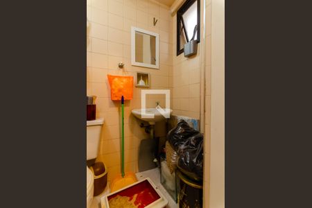 Apartamento à venda com 130m², 3 quartos e 2 vagasBanheiro de Serviço