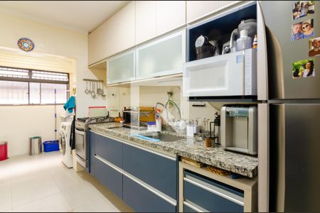 Apartamento à venda com 130m², 3 quartos e 2 vagasCozinha