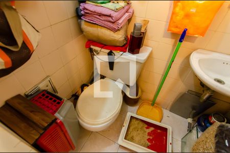 Apartamento à venda com 130m², 3 quartos e 2 vagasBanheiro de Serviço