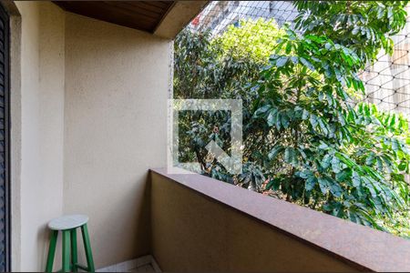 Apartamento à venda com 130m², 3 quartos e 2 vagasVaranda da Suíte