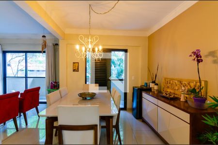 Sala de apartamento à venda com 3 quartos, 130m² em Jardim das Acácias, São Paulo