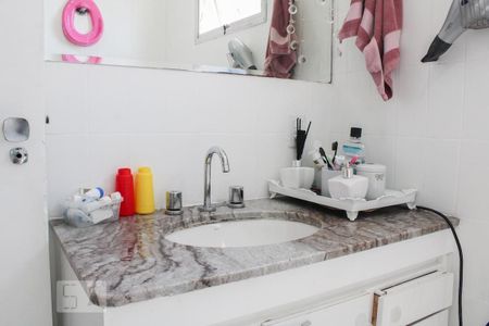 Apartamento à venda com 63m², 2 quartos e 1 vagaBanheiro