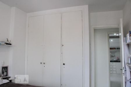 Apartamento à venda com 63m², 2 quartos e 1 vagaQuarto 2