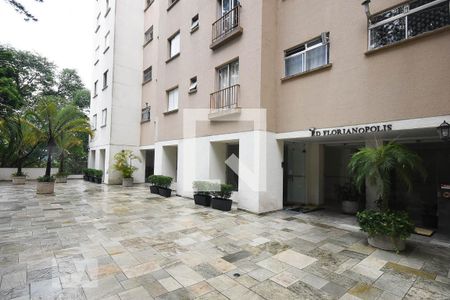 Apartamento para alugar com 67m², 2 quartos e 2 vagasEntrada