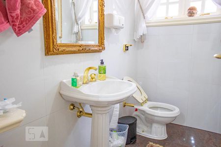 Casa para alugar com 500m², 4 quartos e 3 vagas Casa para alugar com 500m², 4 quartos e 3 vagasLavabo