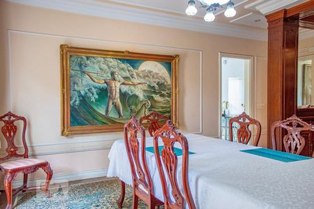 Casa para alugar com 500m², 4 quartos e 3 vagas Casa para alugar com 500m², 4 quartos e 3 vagasSala de Jantar