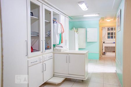 Casa para alugar com 500m², 4 quartos e 3 vagas Casa para alugar com 500m², 4 quartos e 3 vagasÁrea de Serviço