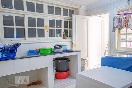 Casa para alugar com 500m², 4 quartos e 3 vagas Casa para alugar com 500m², 4 quartos e 3 vagasÁrea de Serviço