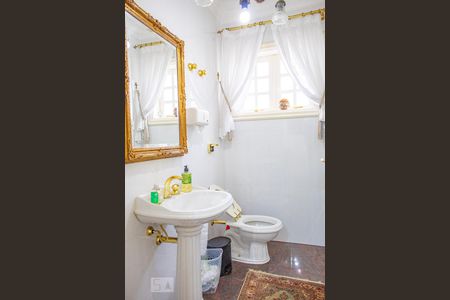 Casa para alugar com 500m², 4 quartos e 3 vagas Casa para alugar com 500m², 4 quartos e 3 vagasLavabo