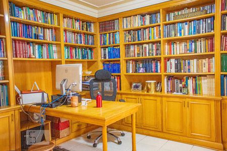 Casa para alugar com 500m², 4 quartos e 3 vagas Casa para alugar com 500m², 4 quartos e 3 vagasEscritório