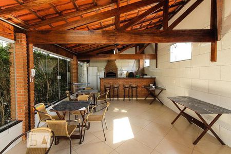 Apartamento para alugar com 48m², 2 quartos e 1 vagaÁrea comum - Churrasqueira