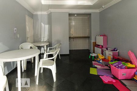 Apartamento para alugar com 48m², 2 quartos e 1 vagaÁrea comum - Salão de festas