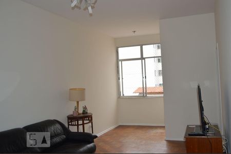 Sala de apartamento para alugar com 2 quartos, 72m² em Ingá, Niterói