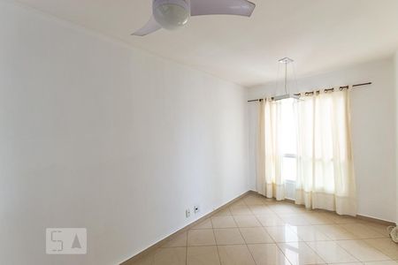 Apartamento para alugar com 50m², 2 quartos e 1 vagaSala