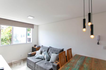 Sala de apartamento à venda com 2 quartos, 50m² em Floramar, Belo Horizonte