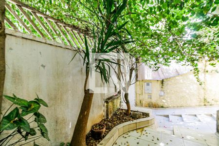 Casa à venda com 120m², 3 quartos e 2 vagas Casa à venda com 120m², 3 quartos e 2 vagasGaragem