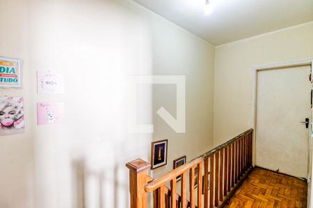 Casa à venda com 120m², 3 quartos e 2 vagas Casa à venda com 120m², 3 quartos e 2 vagasHall Quartos