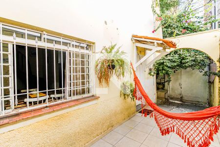 Casa à venda com 120m², 3 quartos e 2 vagas Casa à venda com 120m², 3 quartos e 2 vagasGaragem