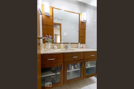 Apartamento para alugar com 110m², 4 quartos e 2 vagasBanheiro Suite