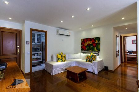 Sala de apartamento para alugar com 4 quartos, 110m² em Flamengo, Rio de Janeiro