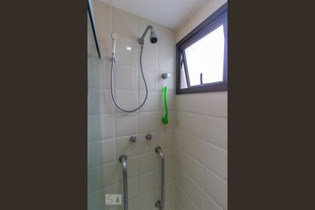 Apartamento para alugar com 110m², 4 quartos e 2 vagasBanheiro Corredor