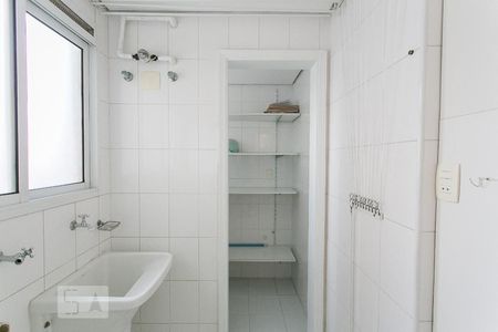 Apartamento para alugar com 79m², 3 quartos e 2 vagasÁrea de Serviço